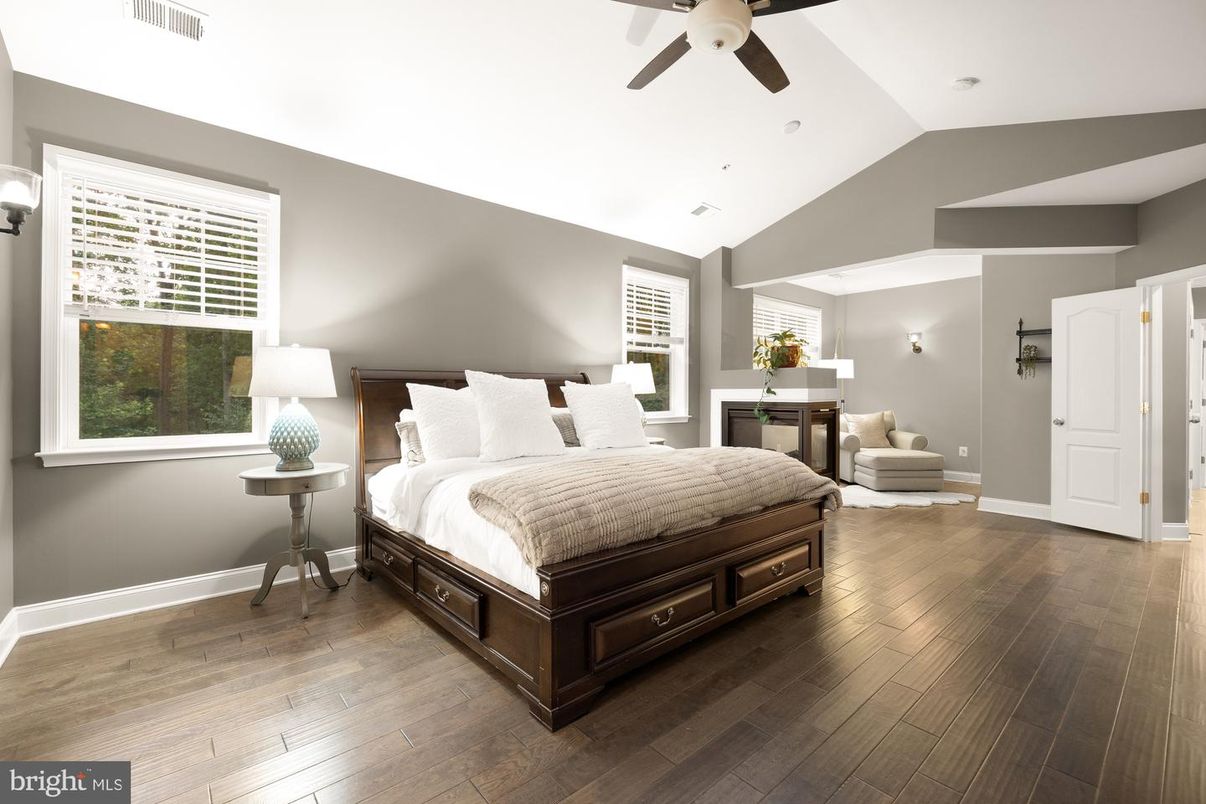 Bedroom, Interior, Wood Texture Flooring