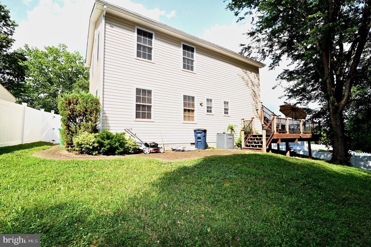 Backyard, Exterior, Playground