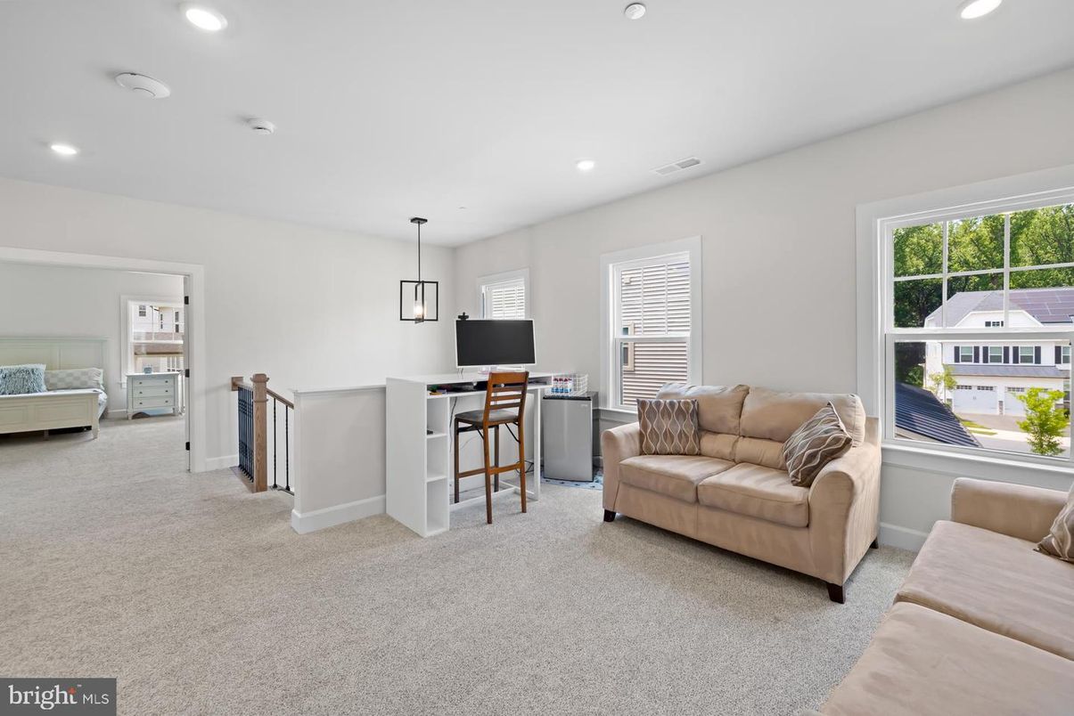 Home Office, Interior, Living room, Pendant Lights, Recessed Lighting