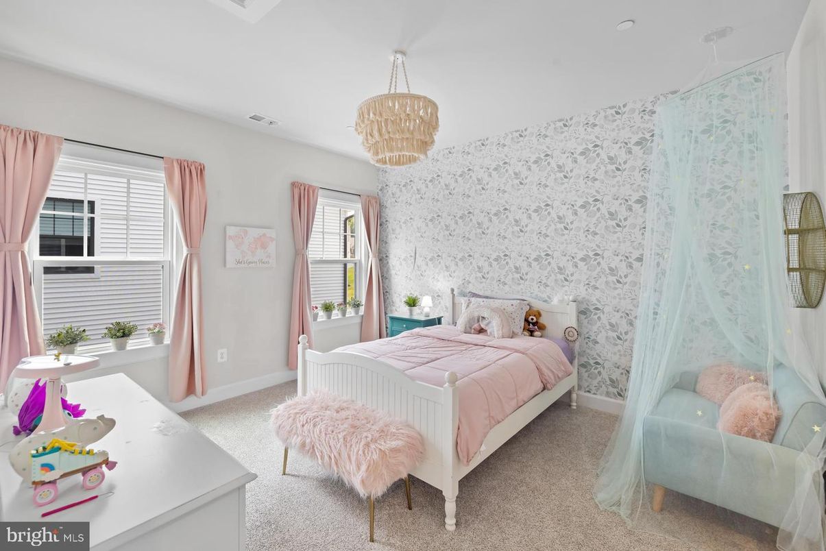 Bedroom, Chandelier, Interior