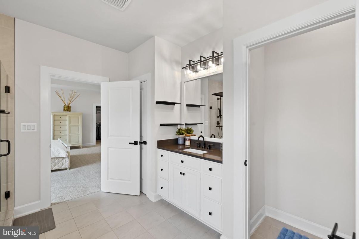 Bedroom, Interior, Kitchen