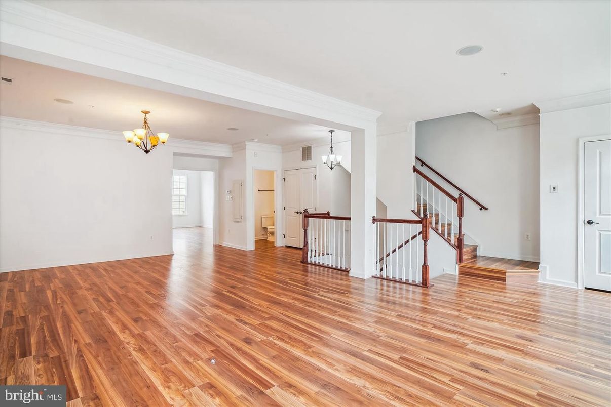 Chandelier, Empty room, Interior, Pendant Lights, Wood Texture Flooring