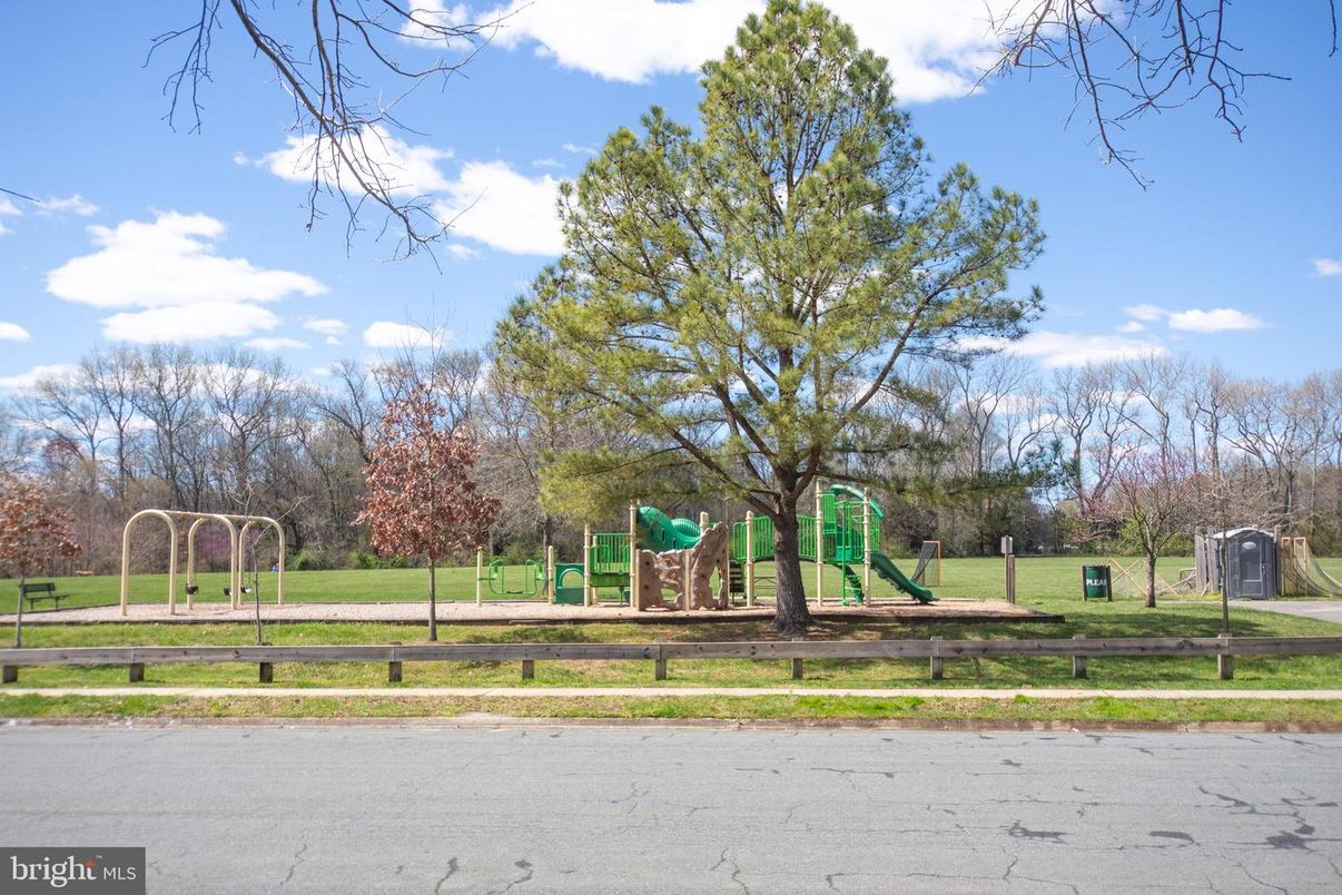 Backyard, Exterior, Playground