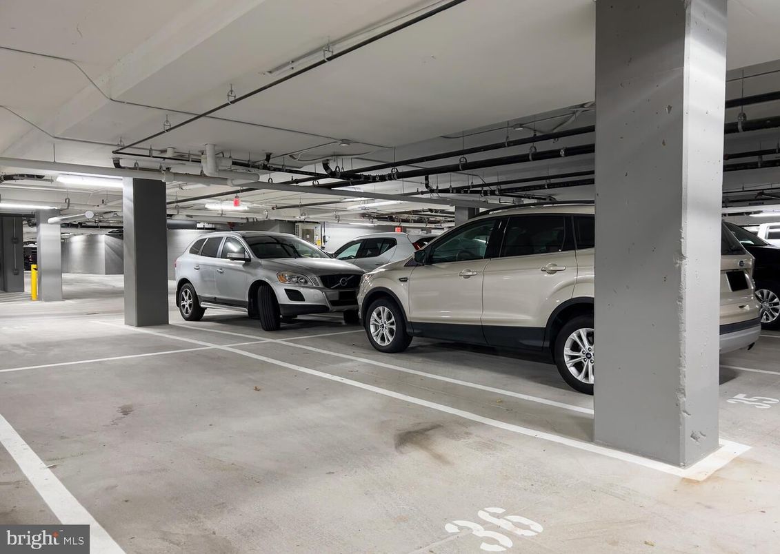 Garage, Interior
