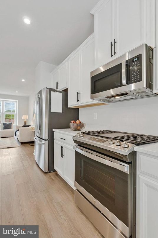 Interior, Kitchen, Living room, Recessed Lighting, Stainless Steel Appliances, Wood Texture Flooring