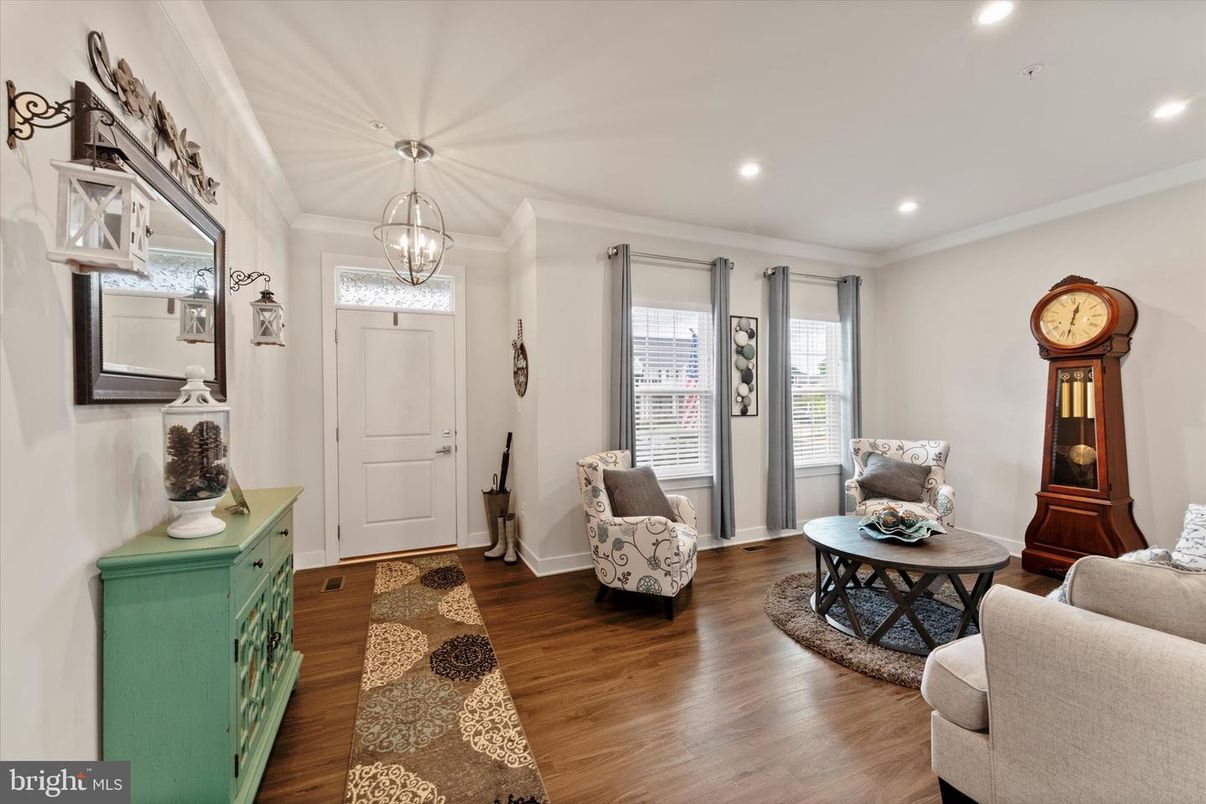 Chandelier, Interior, Living room, Recessed Lighting, Wood Texture Flooring