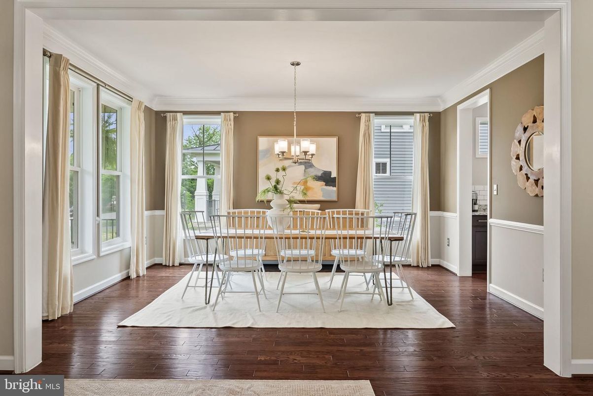Chandelier, Dining room, Interior, Pendant Lights, Wood Texture Flooring