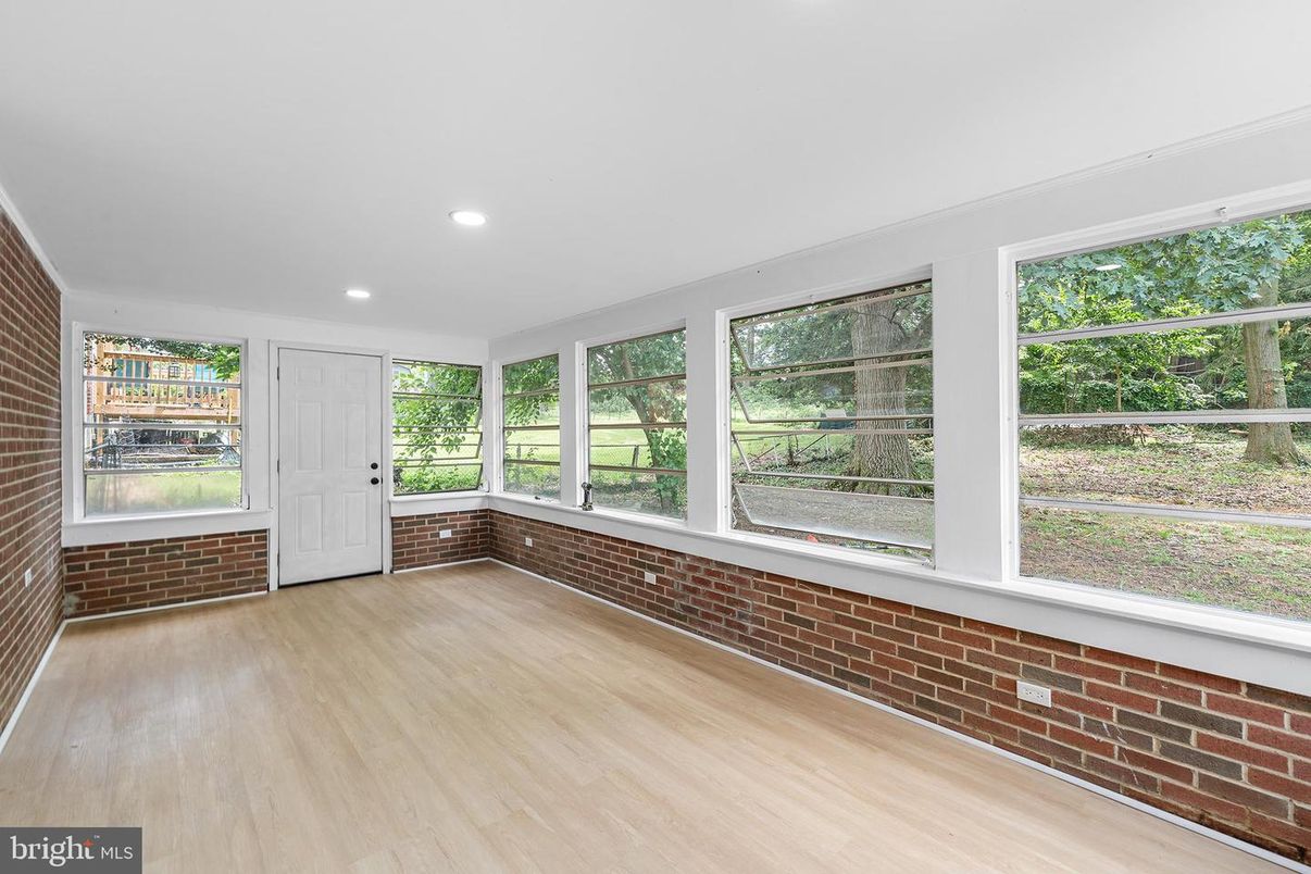 Empty room, Interior, Recessed Lighting, Stone Walls, Wood Texture Flooring