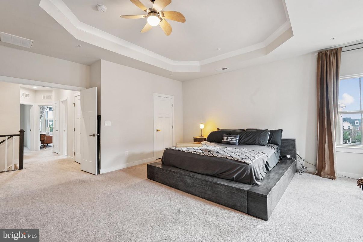 Bedroom, Interior, Recessed Lighting