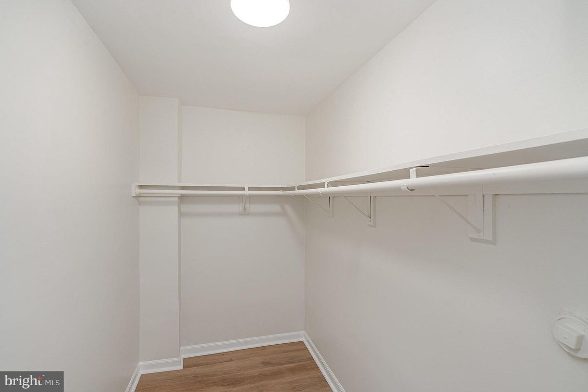Interior, Recessed Lighting, Walk-in Closets, Wood Texture Flooring