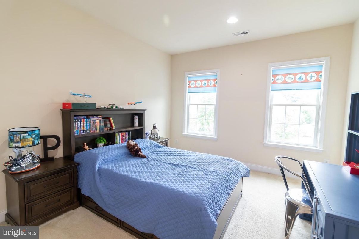Bedroom, Home Office, Interior, Recessed Lighting