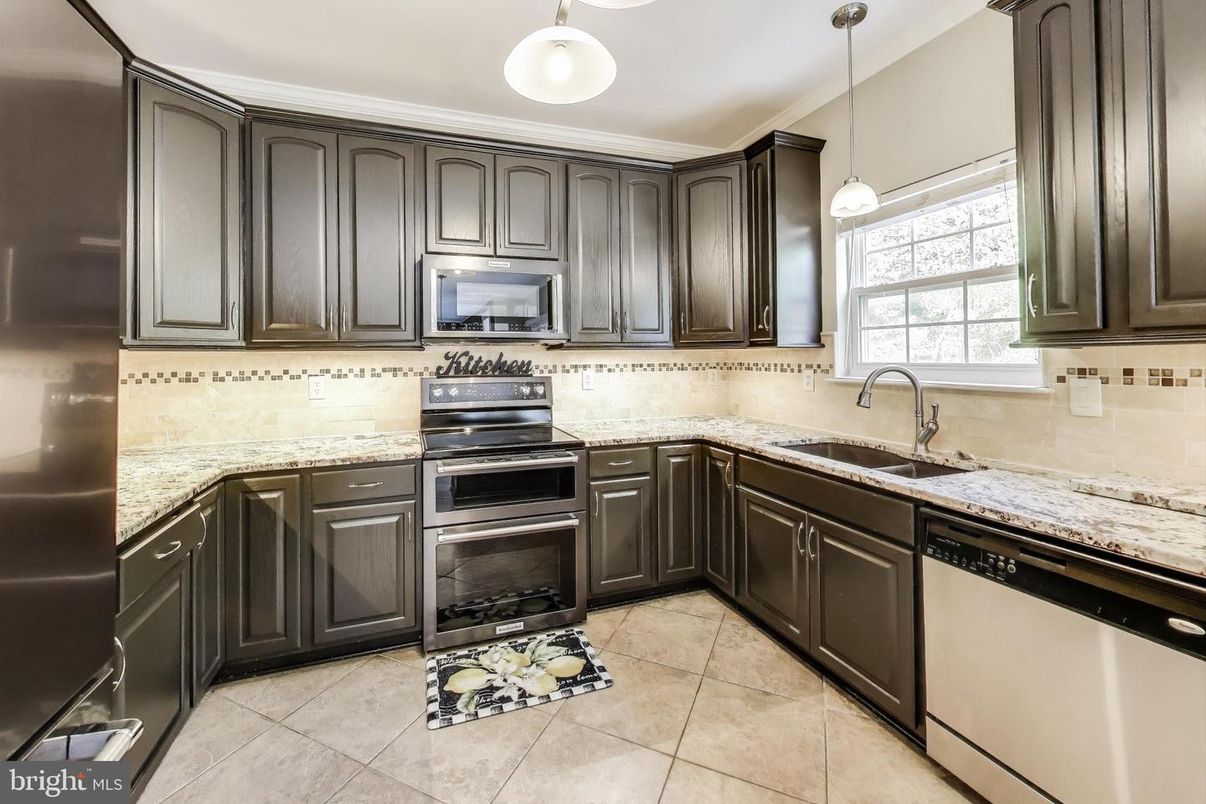 Interior, Kitchen, Pendant Lights