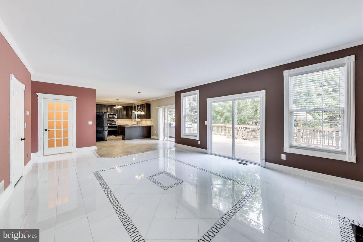Empty room, Interior, Kitchen, Pendant Lights