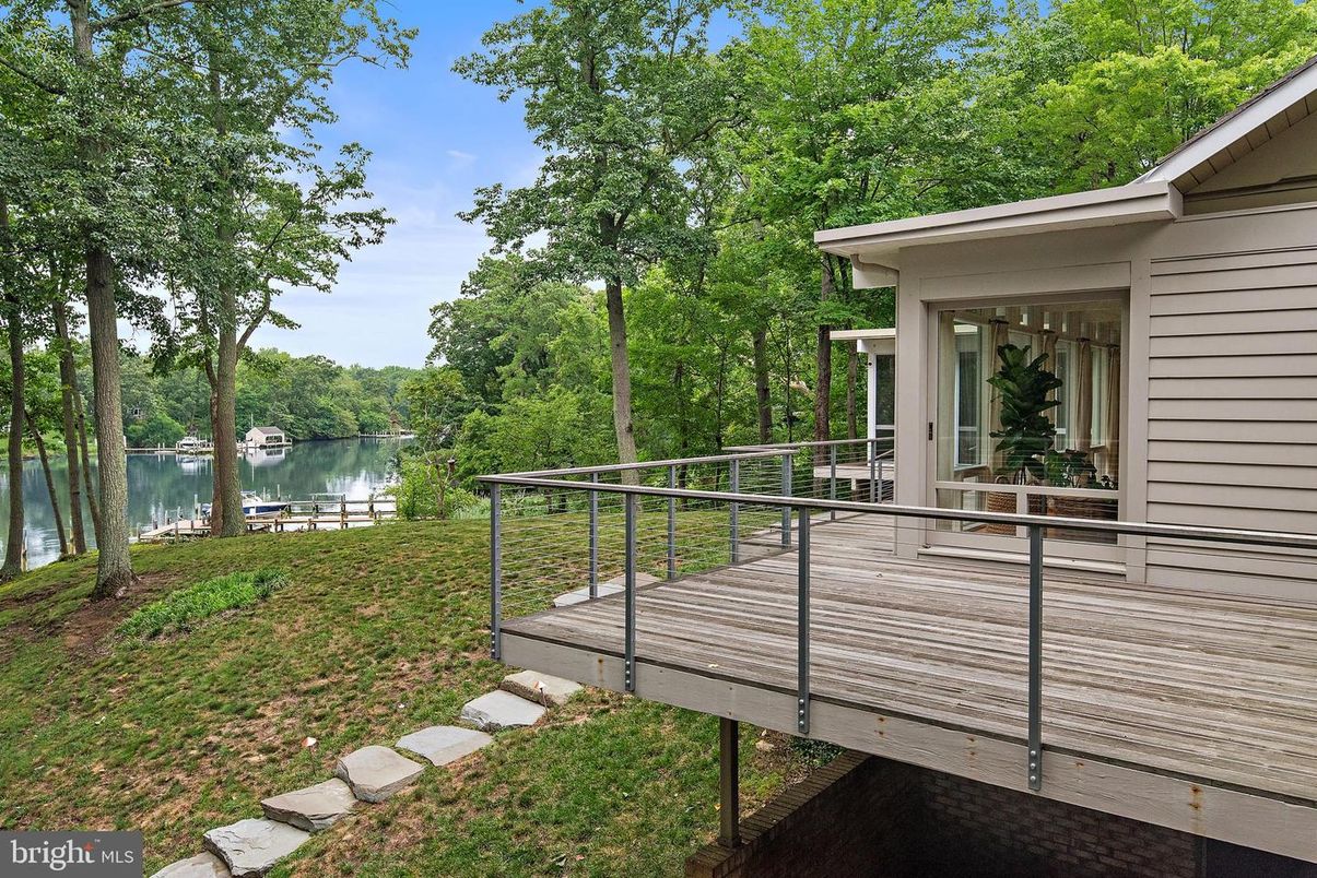 Backyard, Exterior, Water