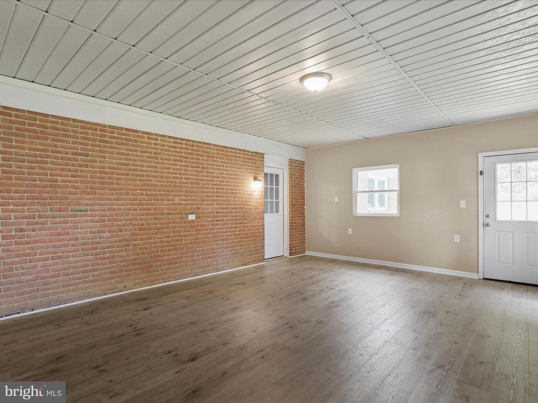 Empty room, Interior, Stone Walls, Wood Texture Flooring