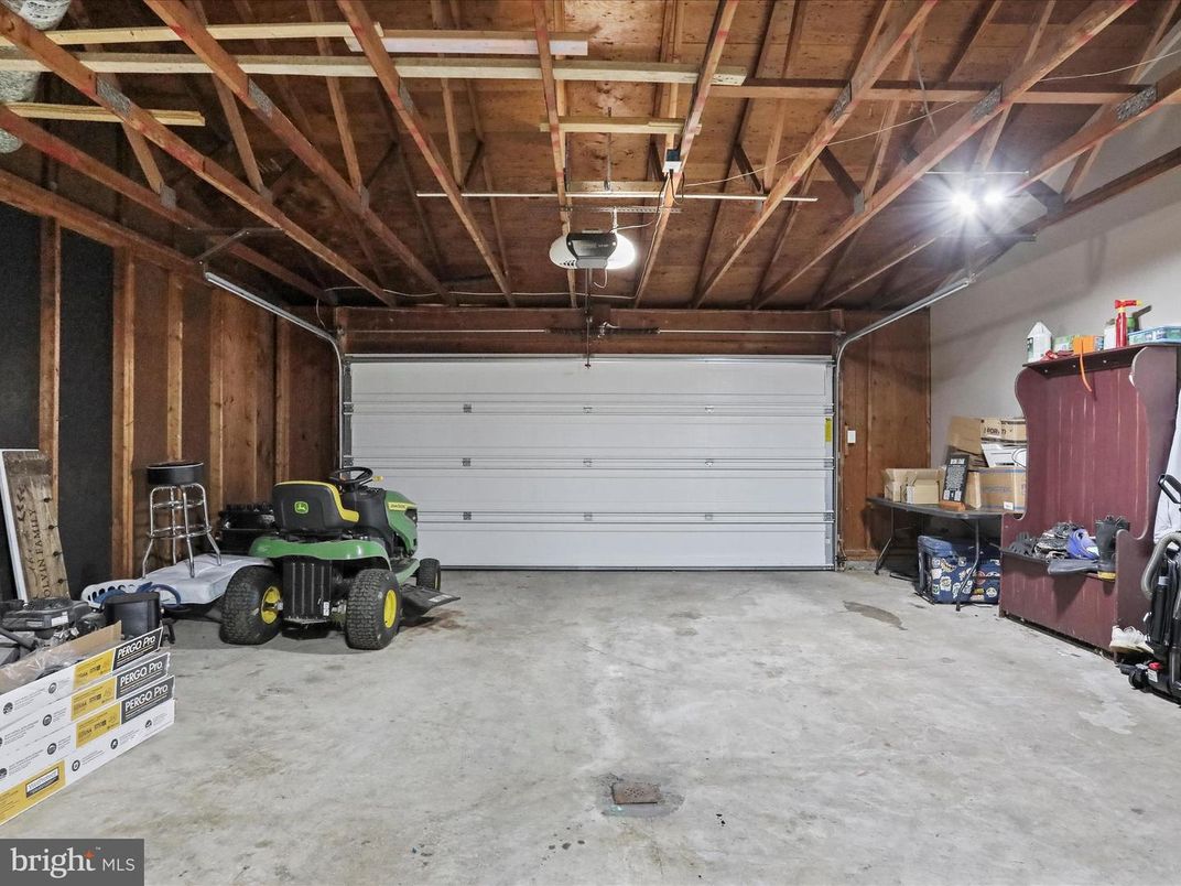 Garage, Interior, Wooden Beams, Wooden Ceilings, Wooden Walls