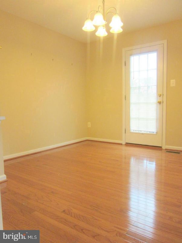 Chandelier, Empty room, Interior, Wood Texture Flooring