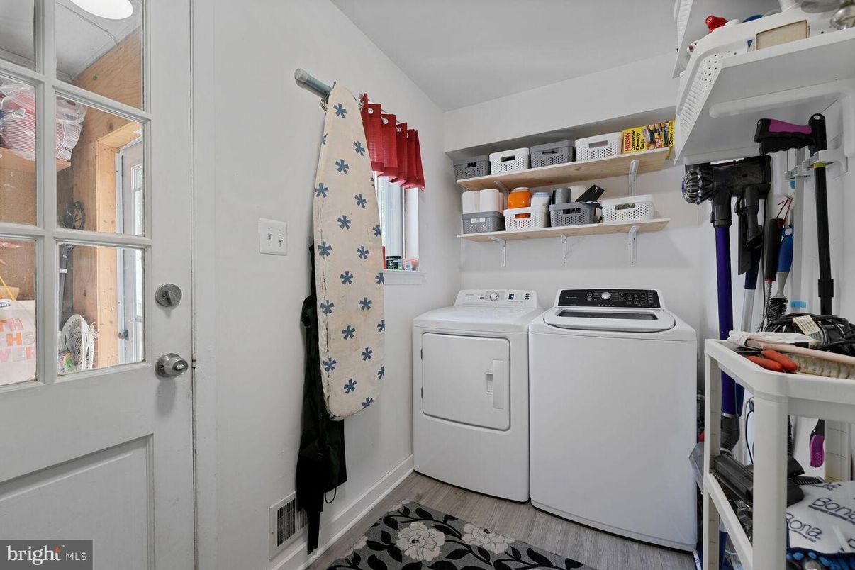Interior, Washer