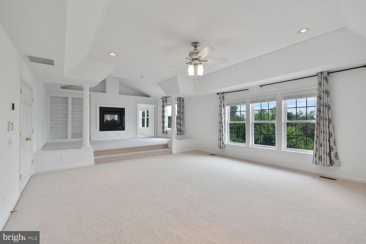 Empty room, Fireplace, Interior, Recessed Lighting