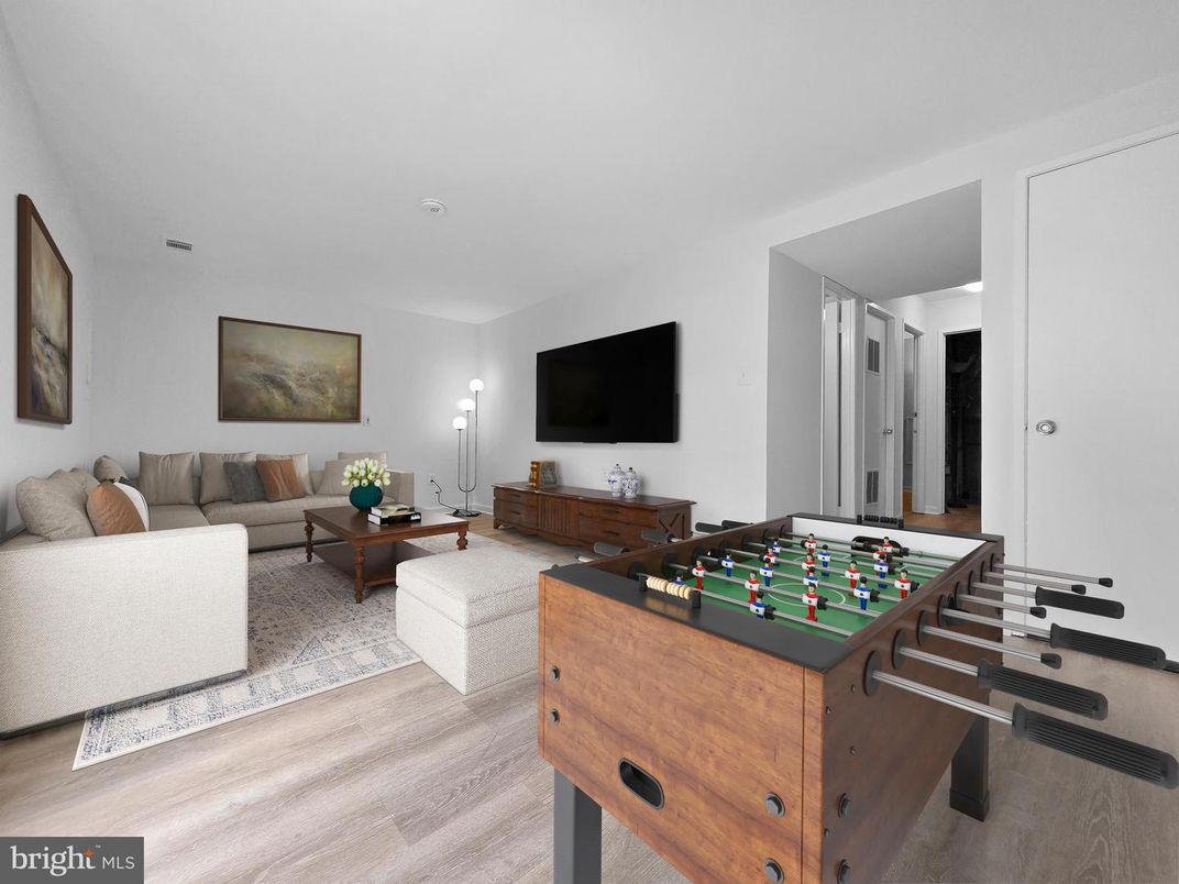 Game Room, Interior, Living room, Wood Texture Flooring