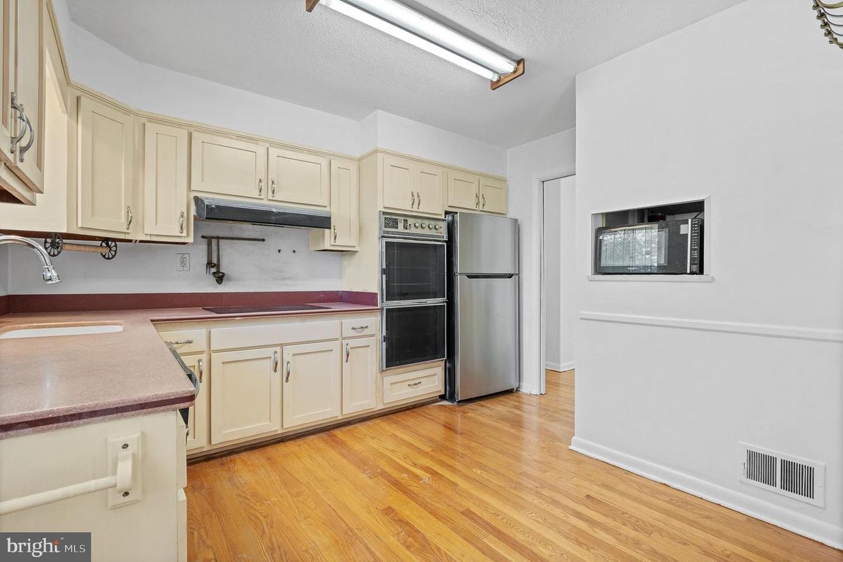 Interior, Kitchen, Wood Texture Flooring