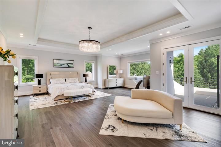 Bedroom, Chandelier, Interior, Pendant Lights, Recessed Lighting, Wood Texture Flooring
