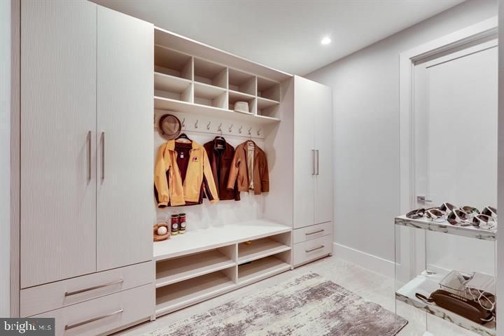 Interior, Recessed Lighting, Walk-in Closets