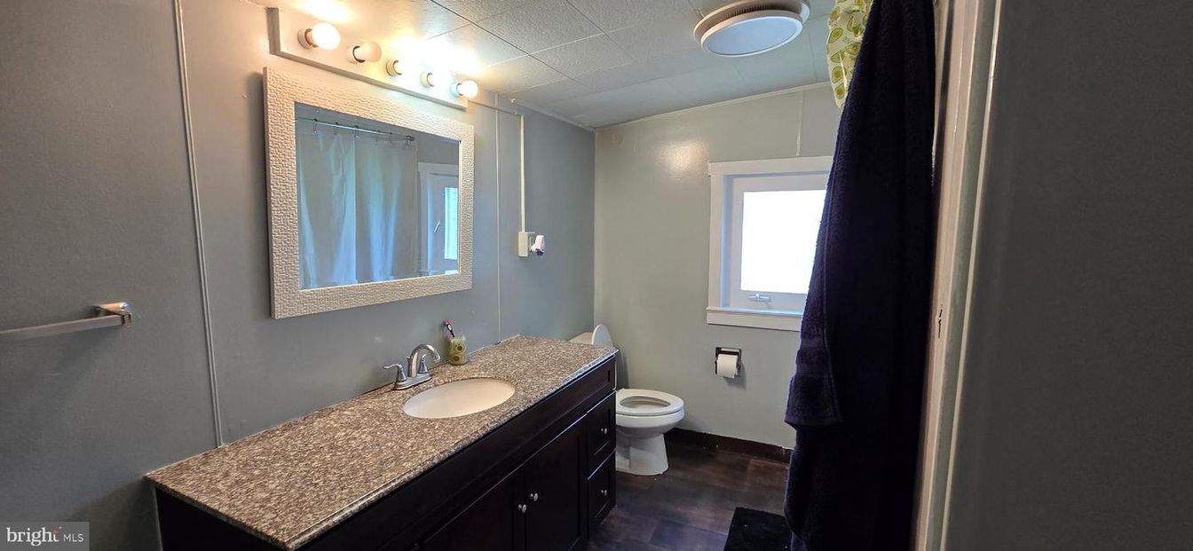 Bathroom, Dual Sink Vanities, Interior, Wood Texture Flooring
