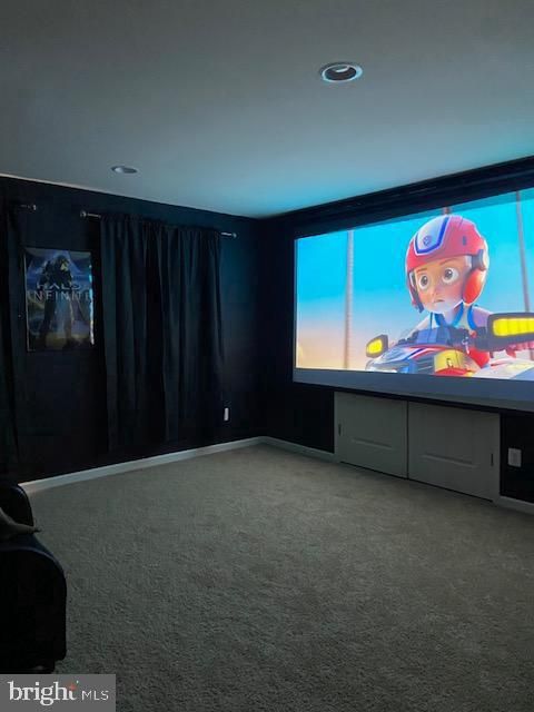 Empty room, Interior, Projection Screen, Recessed Lighting, Theatre Room