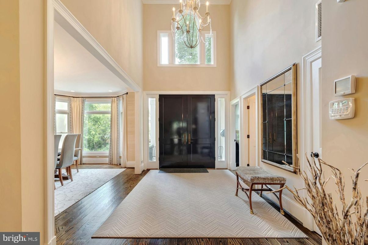 Chandelier, Interior, Recessed Lighting, Wood Texture Flooring