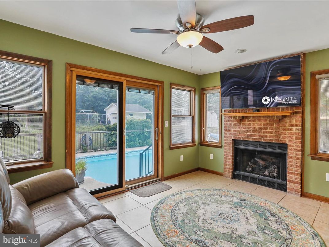 Fireplace, Interior