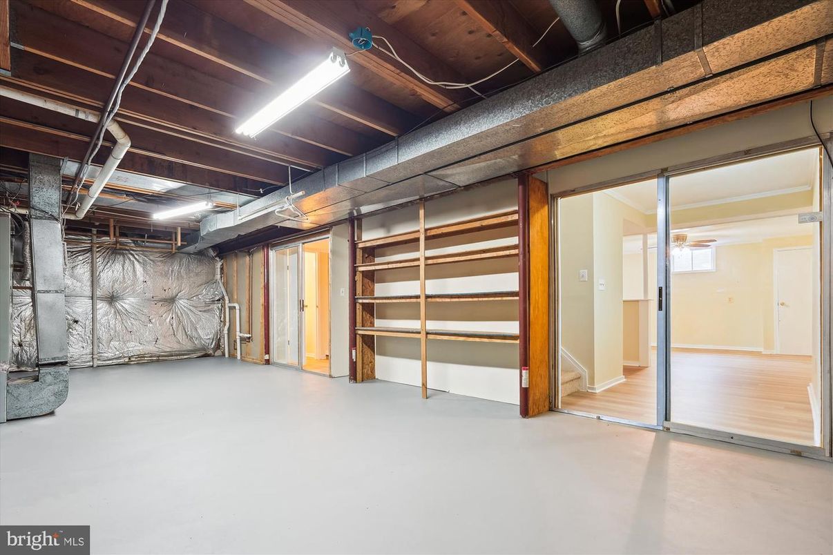 Interior, Wooden Beams