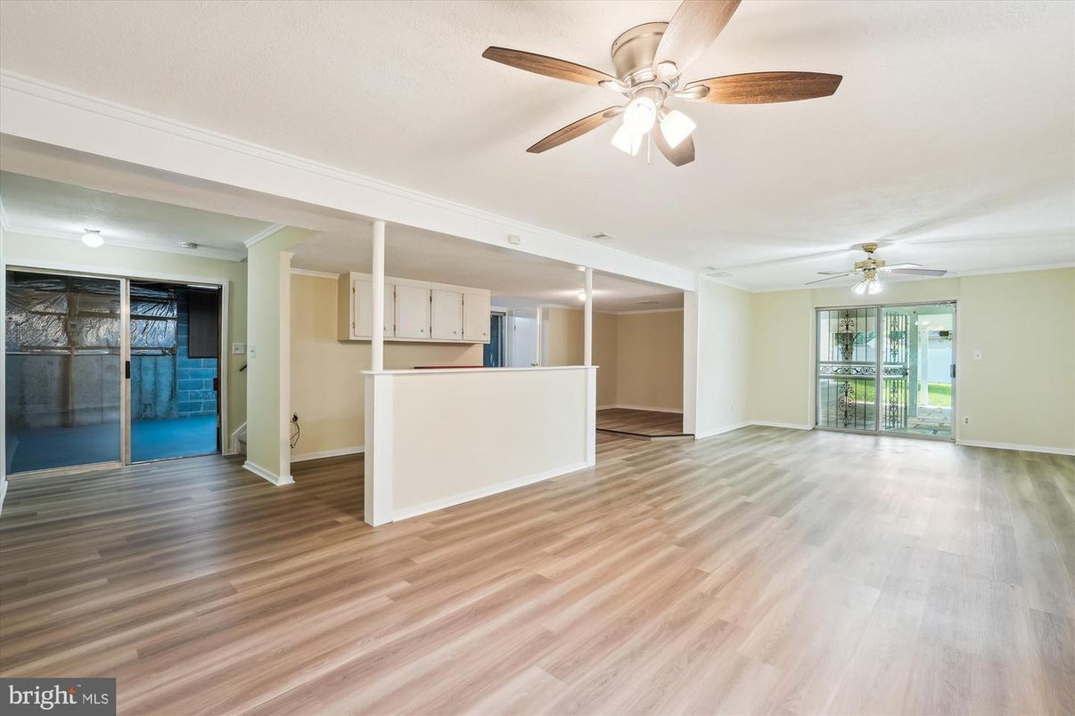 Empty room, Interior, Kitchen, Wood Texture Flooring
