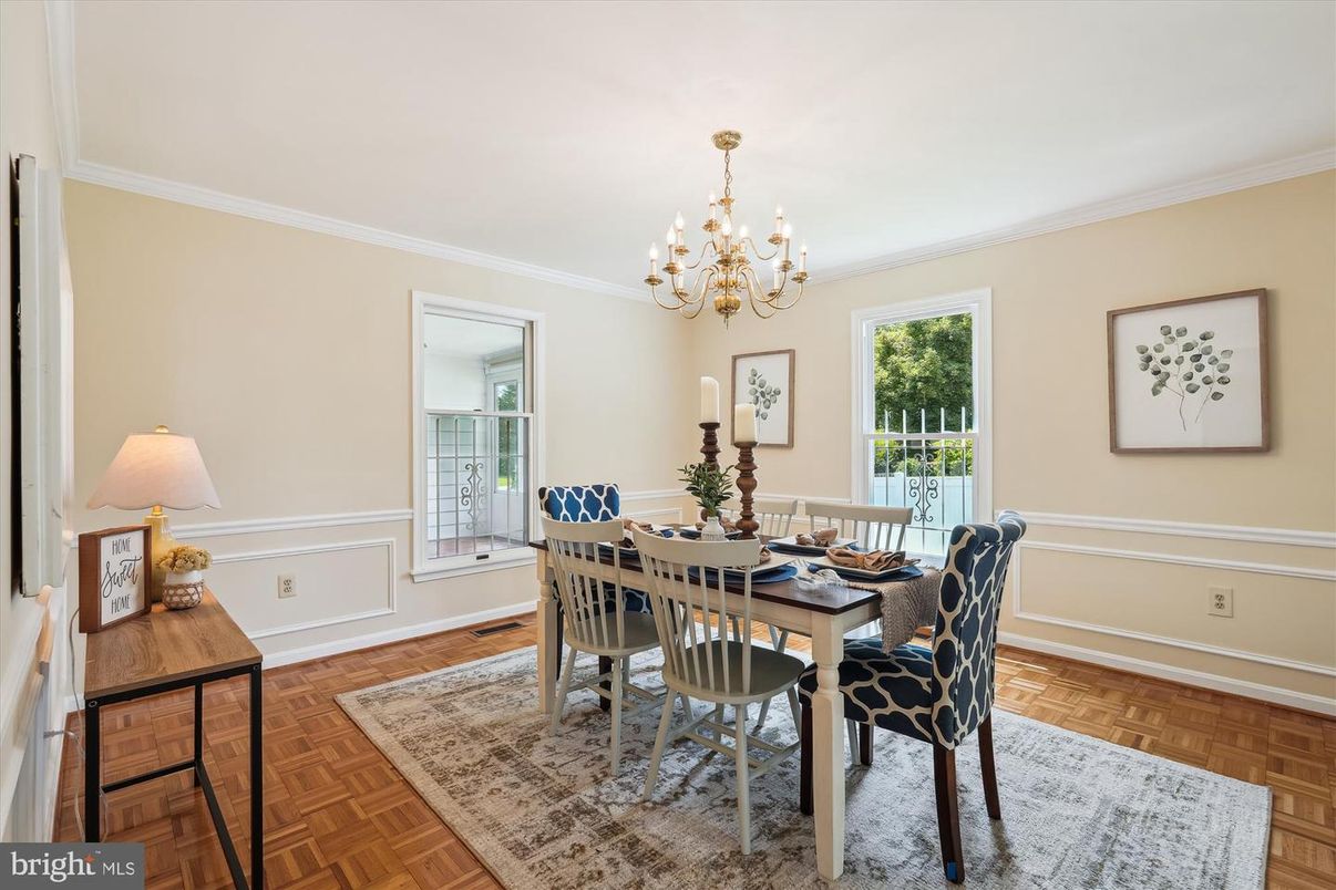 Chandelier, Dining room, Interior, Wood Texture Flooring
