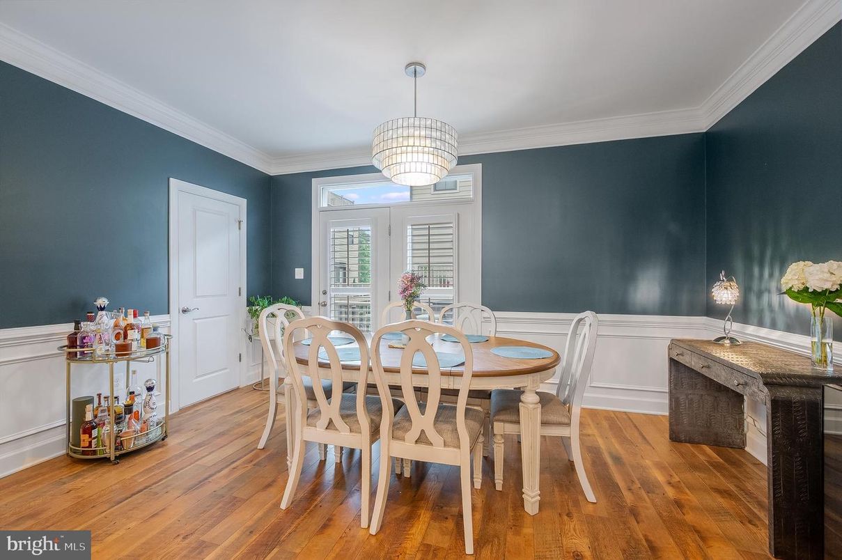 Chandelier, Dining room, Interior, Wood Texture Flooring