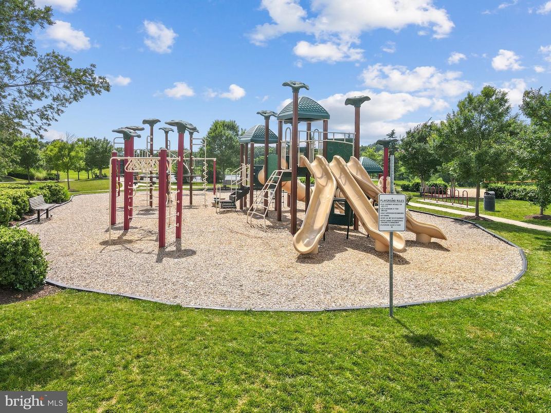 Backyard, Exterior, Playground