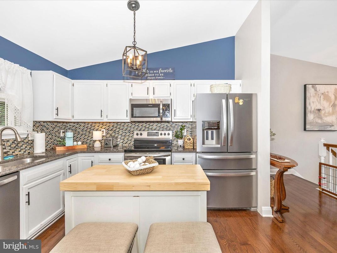 Interior, Kitchen, Pendant Lights, Stainless Steel Appliances, Wood Texture Flooring