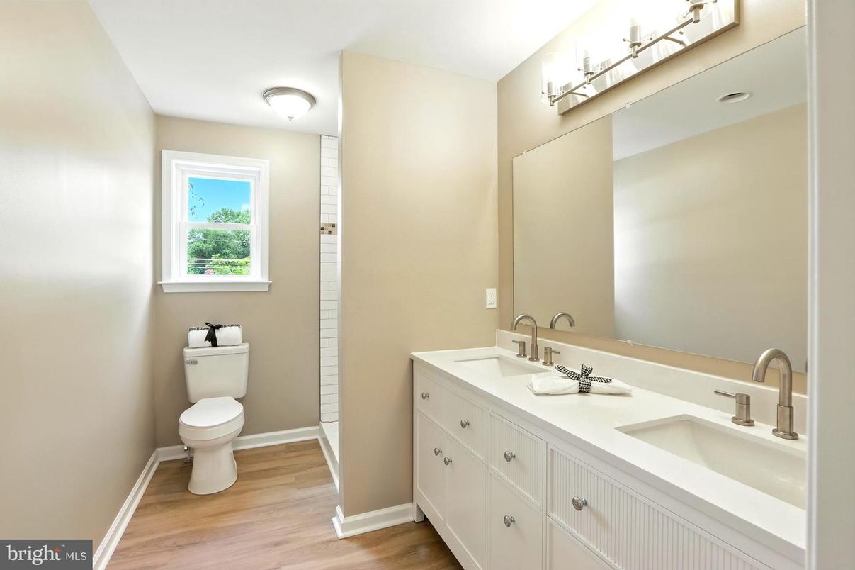 Bathroom, Dual Sink Vanities, Interior, Wood Texture Flooring