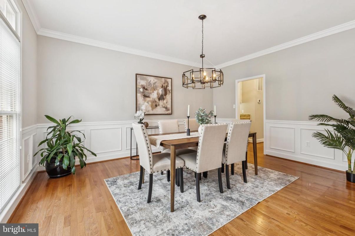 Chandelier, Dining room, Interior, Wood Texture Flooring