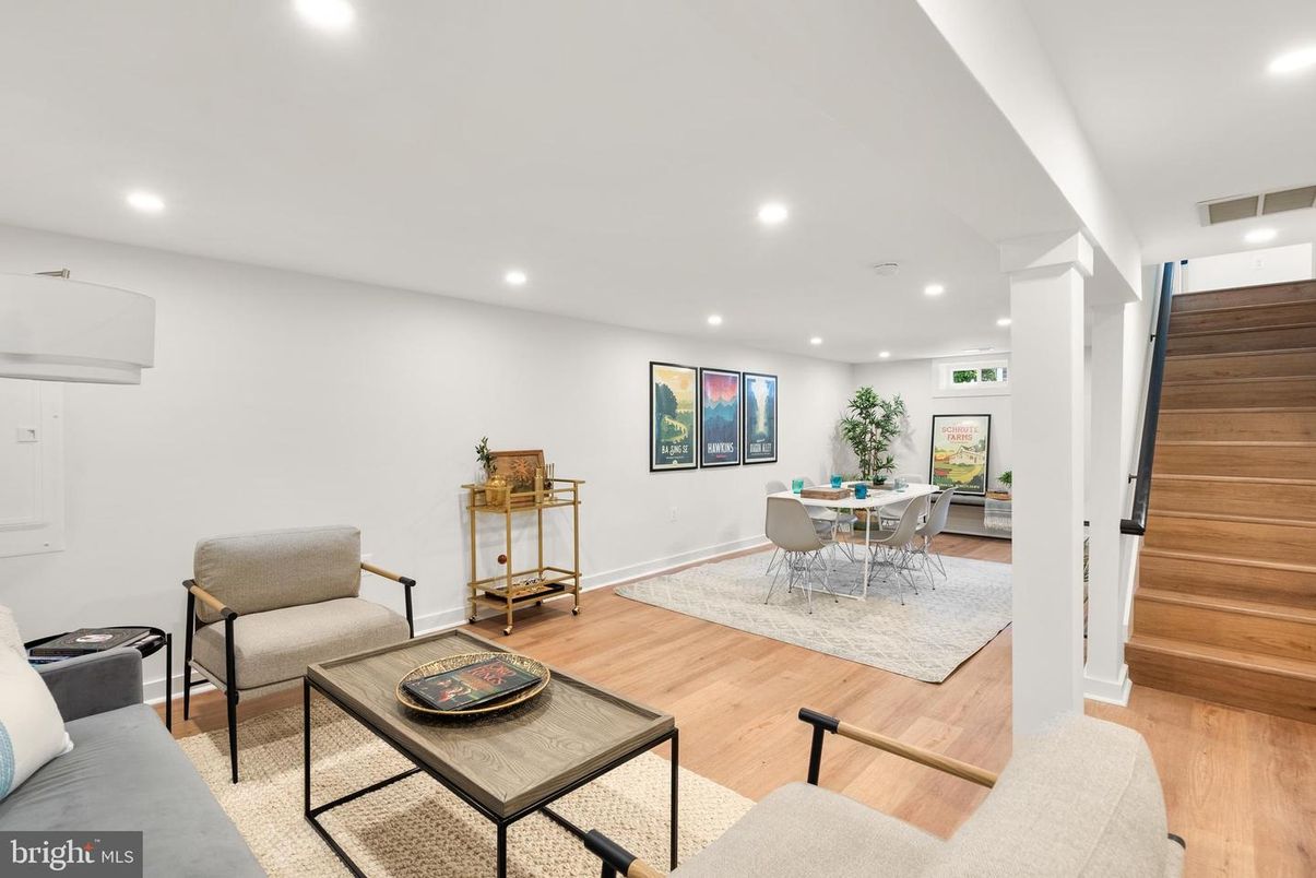 Dining room, Interior, Living room, Recessed Lighting, Wood Texture Flooring