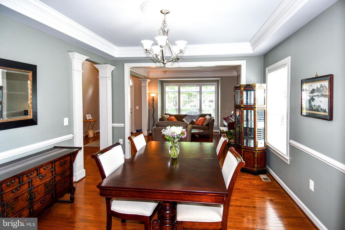 Chandelier, Dining room, Interior, Living room, Wood Texture Flooring