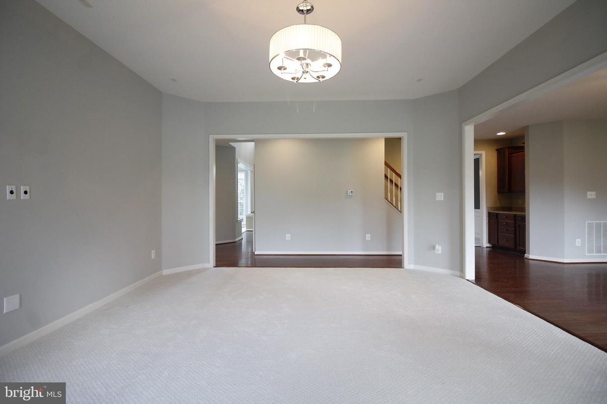 Empty room, Interior, Pendant Lights, Recessed Lighting, Wood Texture Flooring