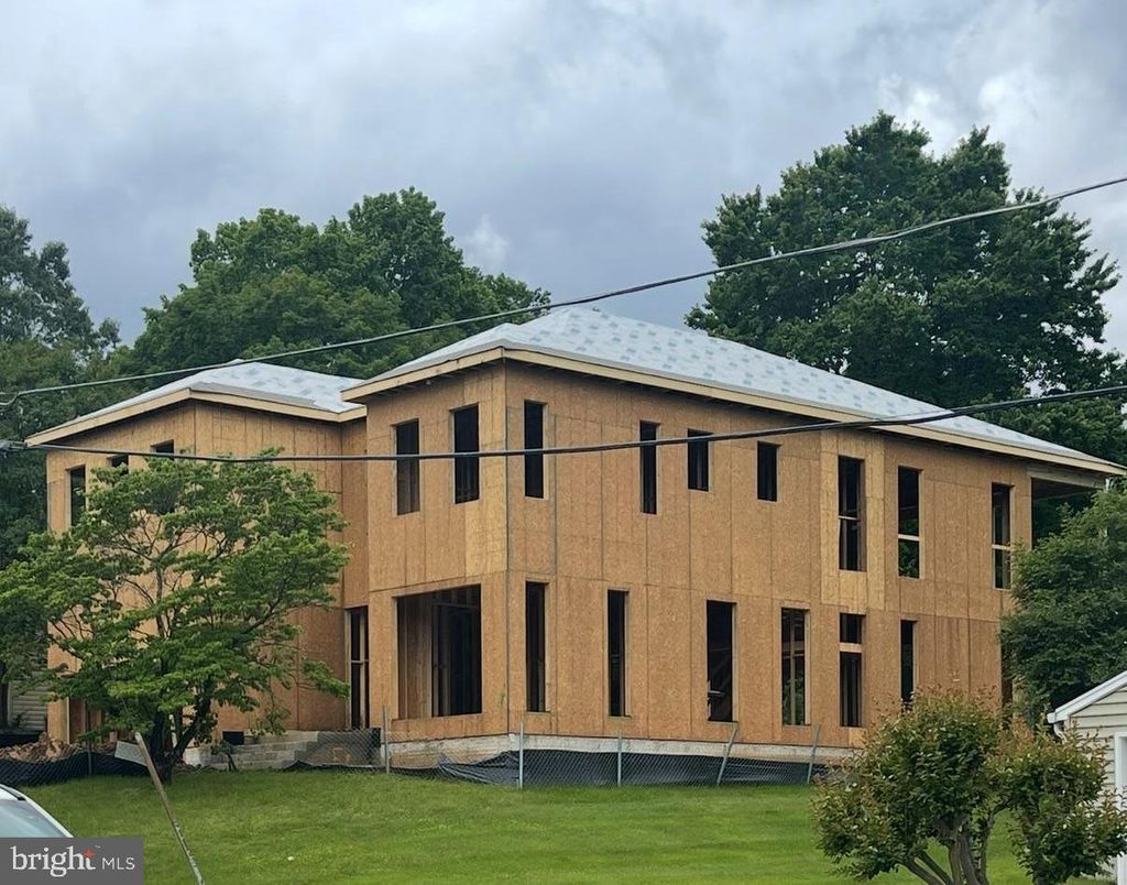 Backyard, Exterior, Facade, None