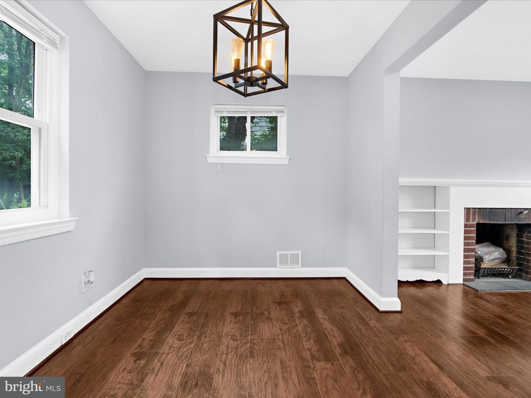 Empty room, Fireplace, Interior, Pendant Lights, Wood Texture Flooring
