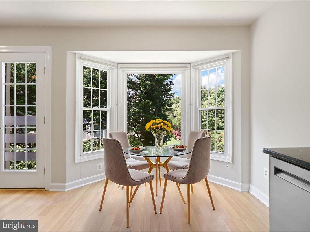 Dining room, Interior, Wood Texture Flooring