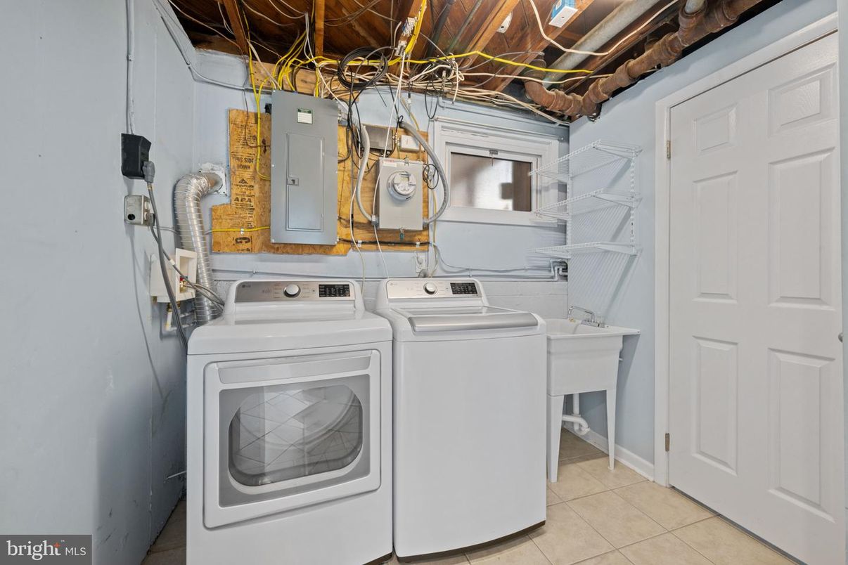 Interior, Utility Closets, Washer