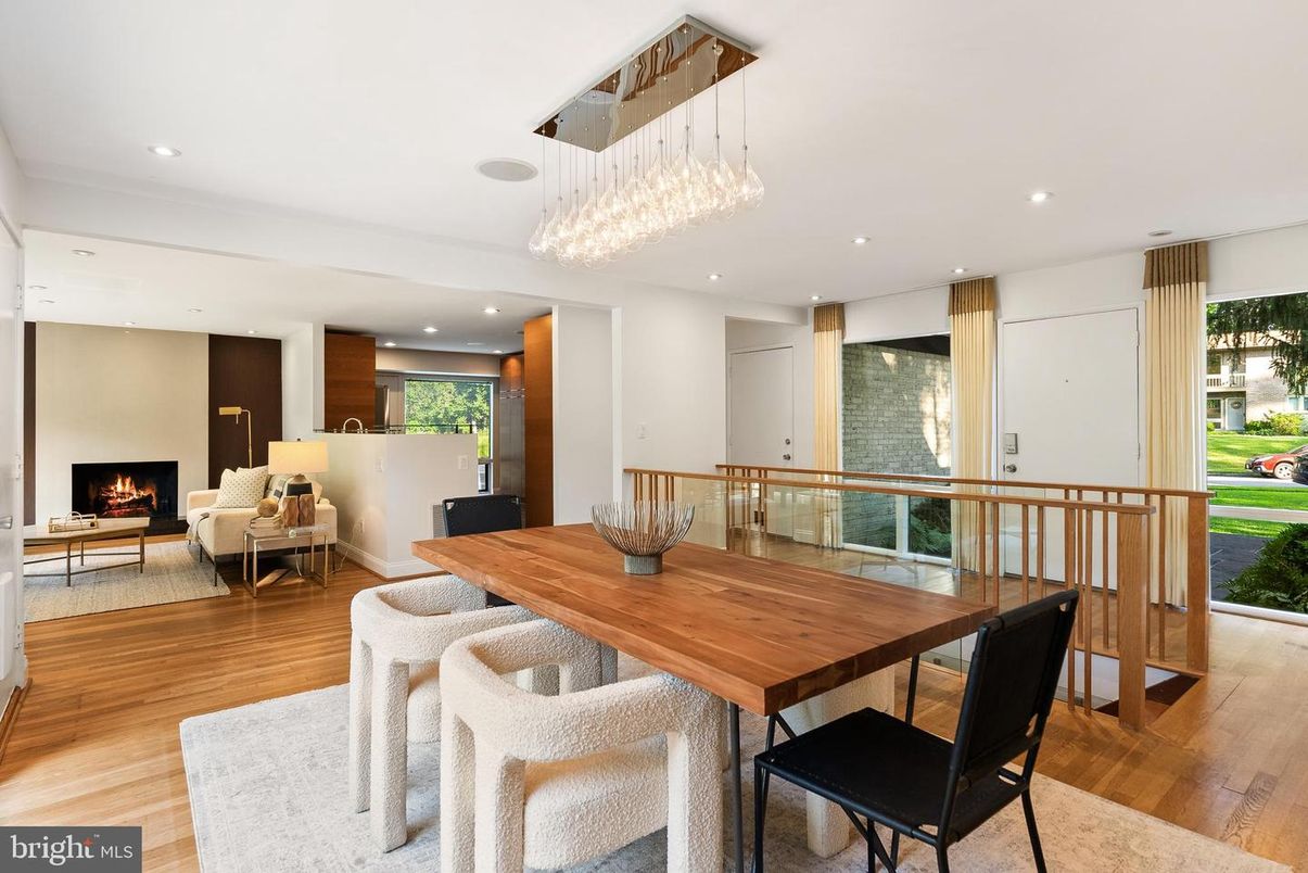 Chandelier, Dining room, Fireplace, Interior, Living room, Pendant Lights, Recessed Lighting, Wood Texture Flooring
