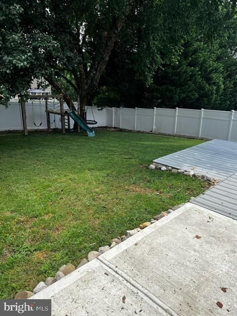 Backyard, Exterior, Playground