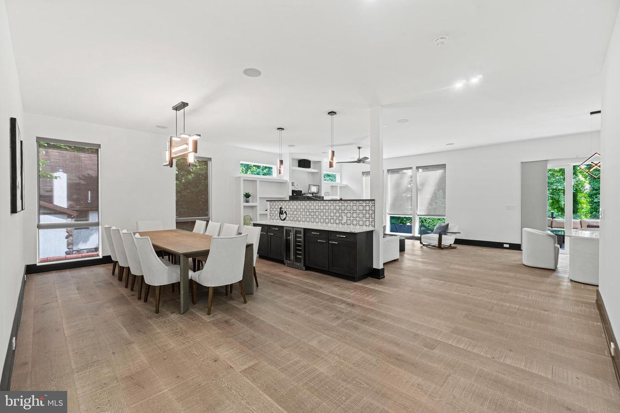 Dining room, Interior, Kitchen, Pendant Lights, Recessed Lighting, Wood Texture Flooring