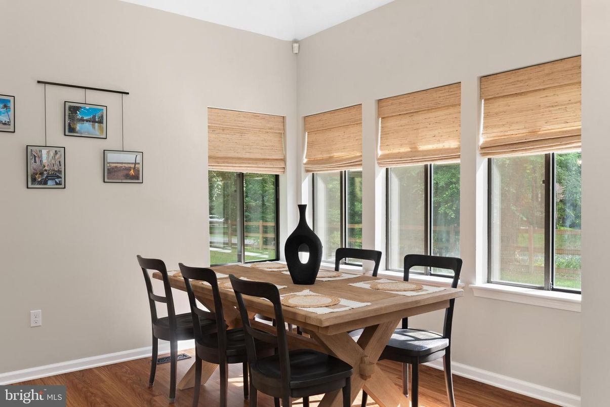 Dining room, Interior, Wood Texture Flooring